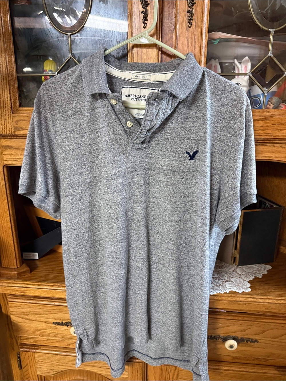 American Eagle Outfitters Men’s Heather Gray Polo with Navy Logo SZ large NWOT